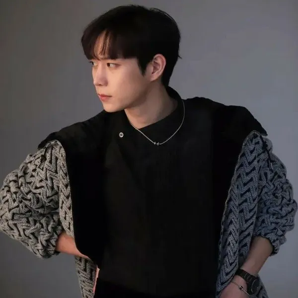 오늘 가장 사랑받은 김영대의 모습