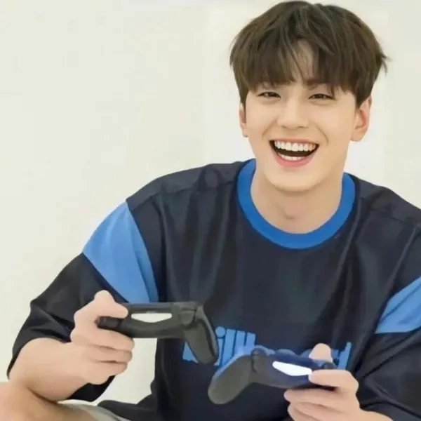 Top moment of Kim Minkyu chosen by fans