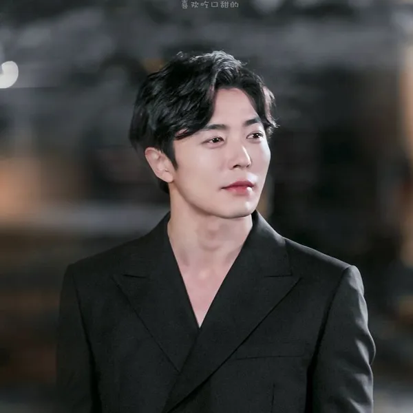 The most loved look of Kim Jaewook today