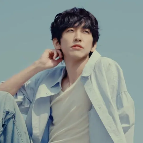 The most loved look of Lee Seungyoon today