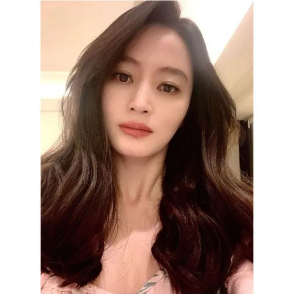 The most loved look of Kim Hyesoo today