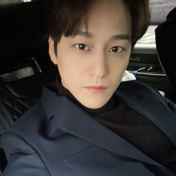 The most loved look of Kim Bum today