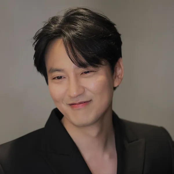 Top moment of Kim Namgil chosen by fans