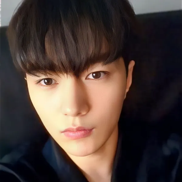 Top moment of Kim Myungsoo (L) chosen by fans