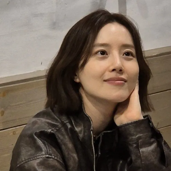 The most loved look of Moon Chaewon today