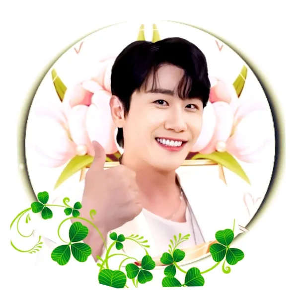 Popular photo full of fans’ love for Young Tak