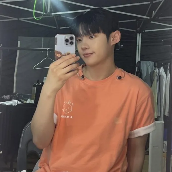Popular photo full of fans’ love for Choi Jaemyeong