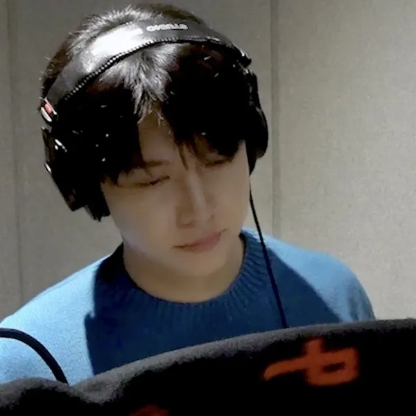 The most loved look of Lee Seunggi today