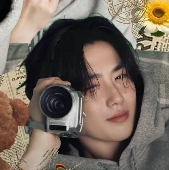 Popular photo full of fans’ love for Suho