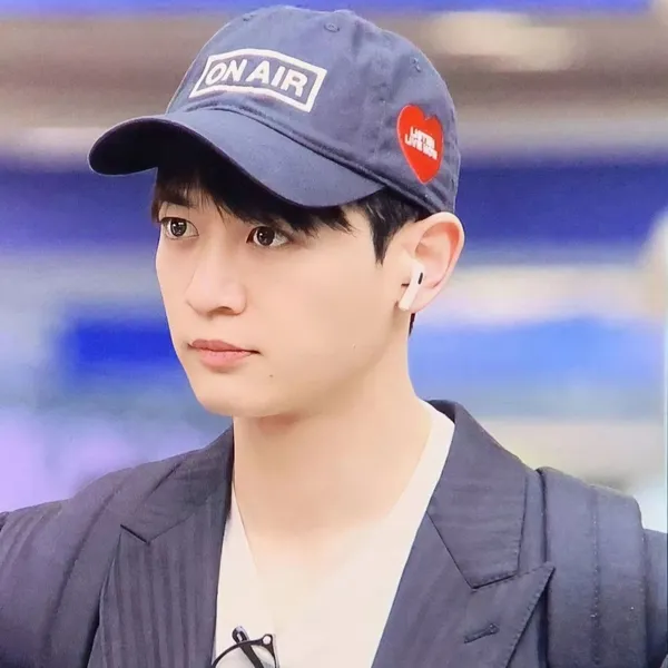 Popular photo full of fans’ love for Choi Minho