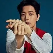 The most loved look of Park Haejin today