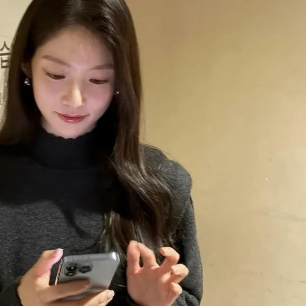 The most loved look of Gong Seungyeon today