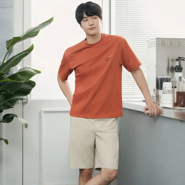 Popular photo full of fans’ love for Yang Sejong