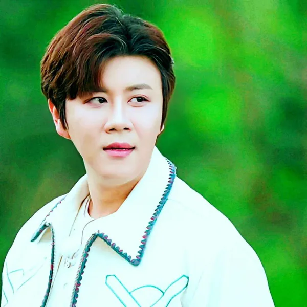 充滿粉絲愛的晉海成人氣照片