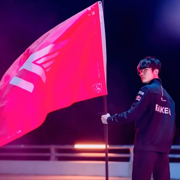 Top moment of Faker selected by the fandom