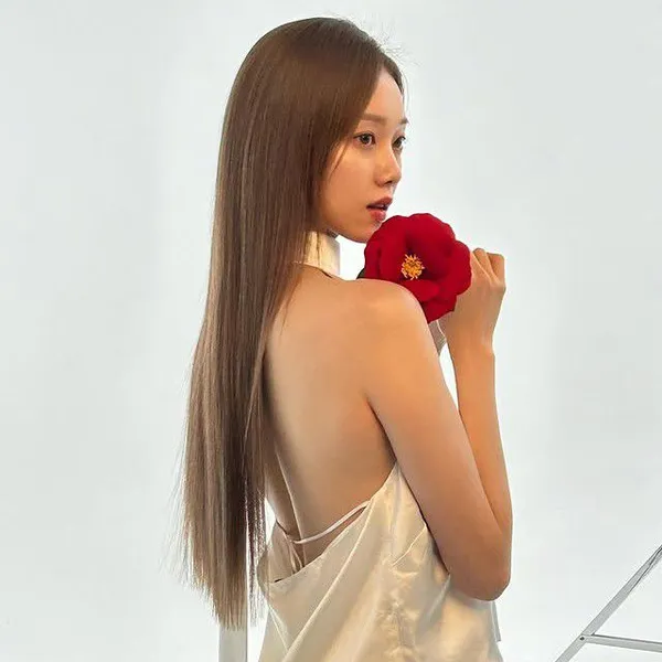 Top moment of Lee Sungkyung chosen by fans