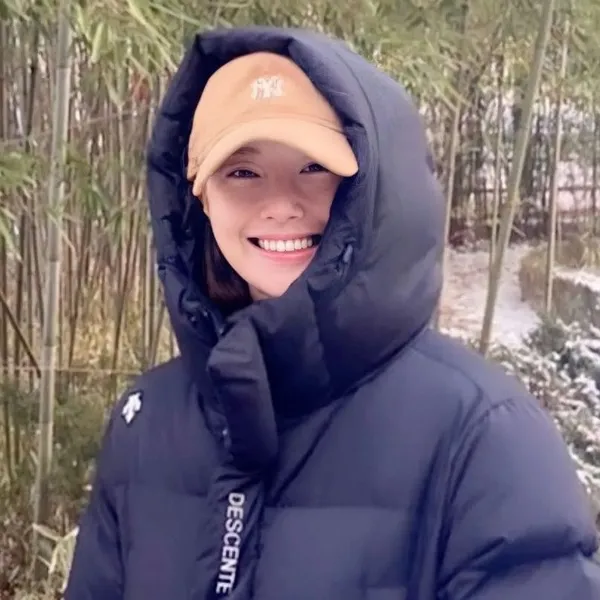 The most loved look of Moon Chaewon today