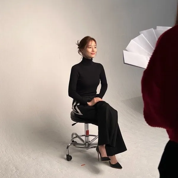 Popular photo full of fans’ love for Moon Chaewon