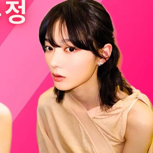 Top moment of Kim Youjung chosen by fans