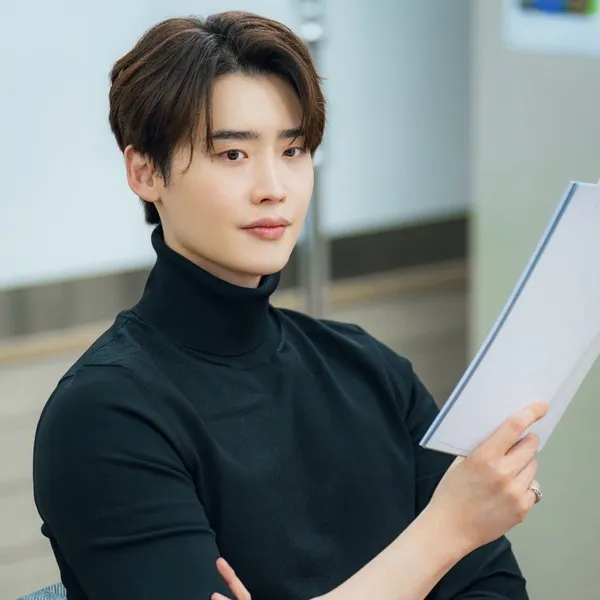 Top moment of Lee Jongsuk chosen by fans
