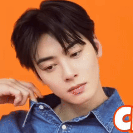 Popular photo full of fans’ love for Cha Eunwoo