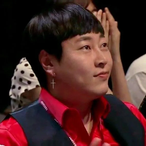 The most loved look of Lee Jinho today