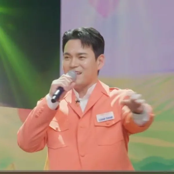 今天最受喜爱的Lee Jung模样