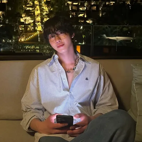 Popular photo full of fans’ love for Ahn Hyoseop