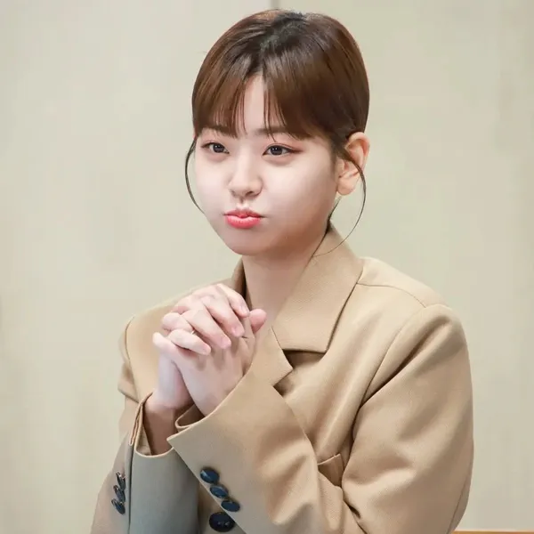 Popular photo full of fans’ love for Chung Subin