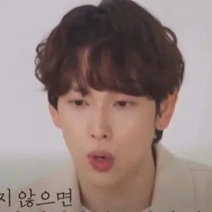 Popular photo full of fans’ love for Lim Siwan