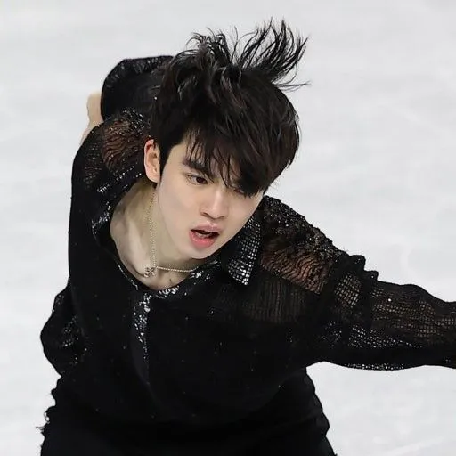 Popular photo full of fans’ love for Cha Junhwan