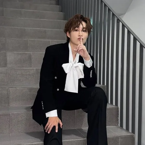 The most loved look of Kim Heejae today
