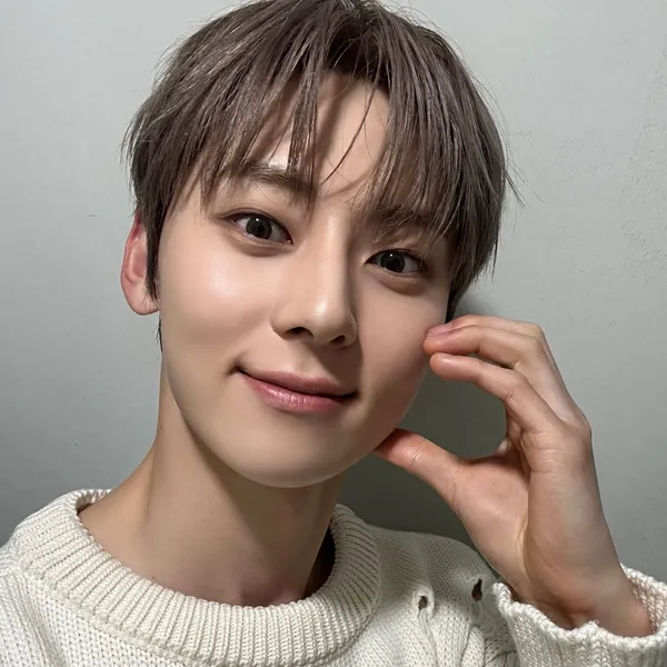 Top moment of Hwang Minhyun chosen by fans