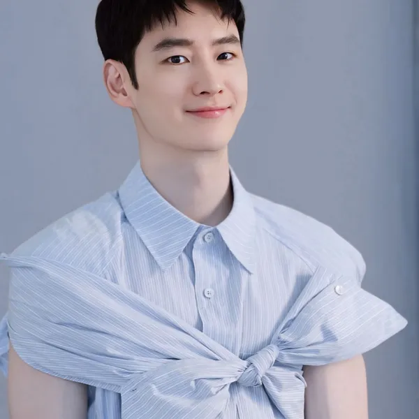 Popular photo full of fans’ love for Lee Jaehoon
