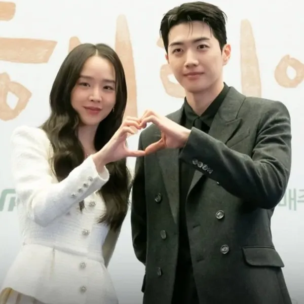Popular photo full of fans’ love for Shin Haesun