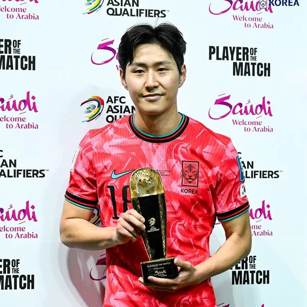 Today’s standout profile photo of Lee KangIn on Choeaedol Celeb