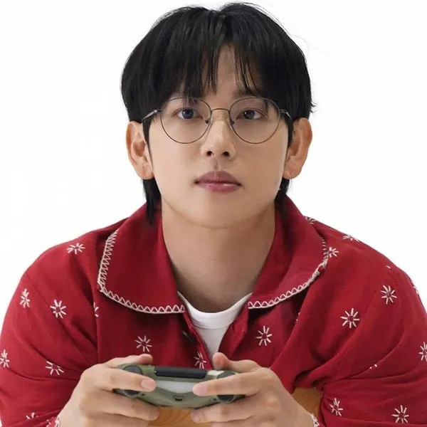Top moment of Lim Siwan chosen by fans