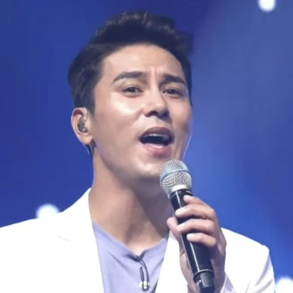 The most loved look of Jang Minho today