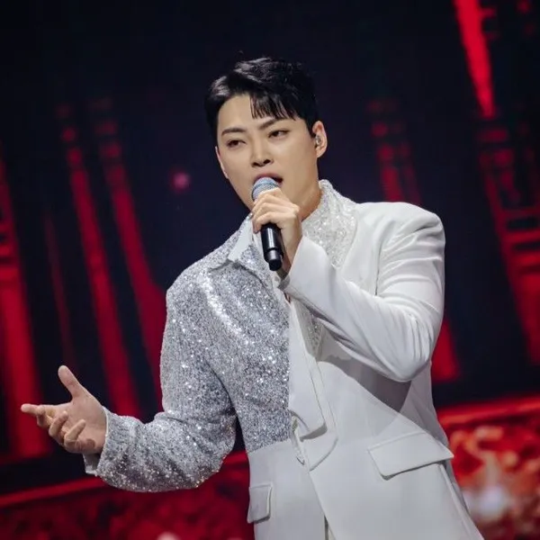 Popular photo full of fans’ love for Kim Kyungmin