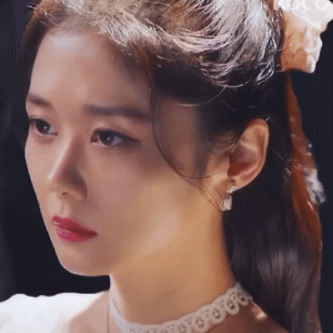 The most loved look of Jang Nara today