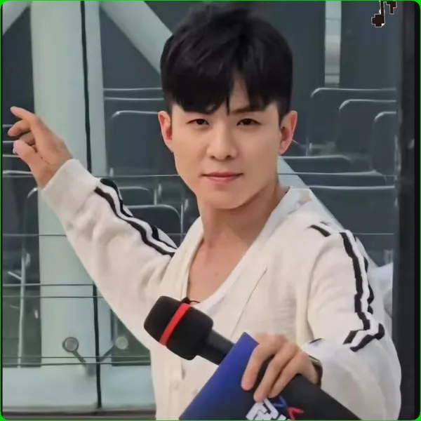 The most loved look of Na Taejoo today
