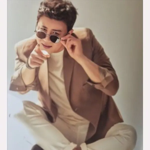 The most loved look of Jin Haesung today