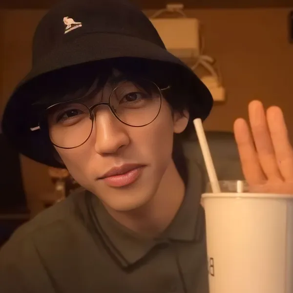 The most loved look of Lee Seungyoon today