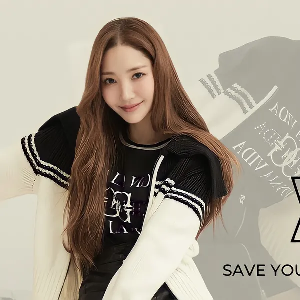 Popular photo full of fans’ love for Park Minyoung