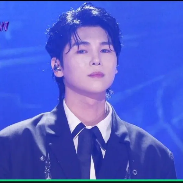 Popular photo full of fans’ love for Kim Junsu (1991)