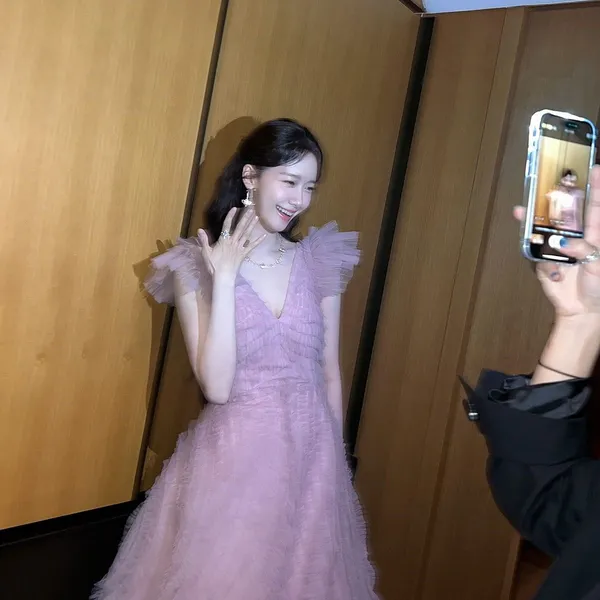 Popular photo full of fans’ love for Yoona