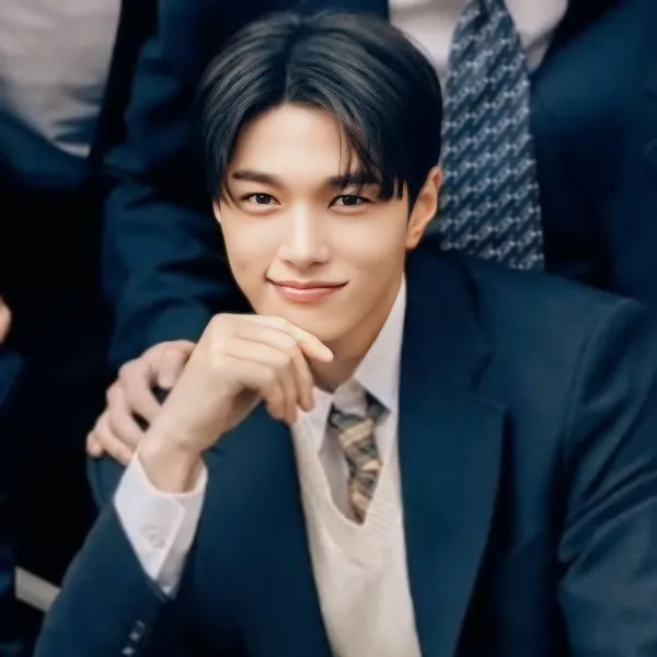 Momen terbaik Kim Myungsoo (L) pilihan penggemar