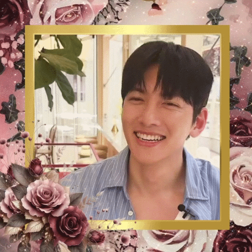 Foto populer Ji Changwook yang penuh cinta dari penggemar
