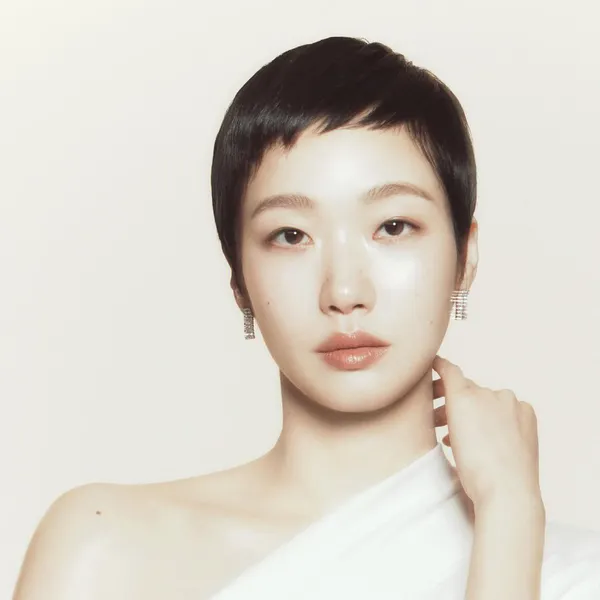 Popular photo full of fans’ love for Kim Goeun