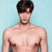 The most loved look of Sunghoon today
